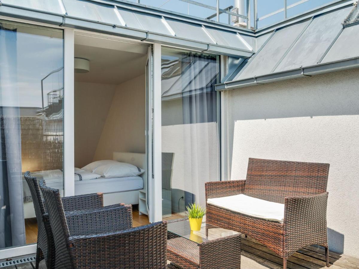 Elegant Apartment In Vienna With Patio Viena Exterior foto